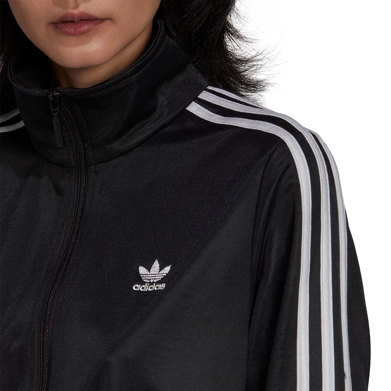 Campera adidas discount negra con capucha