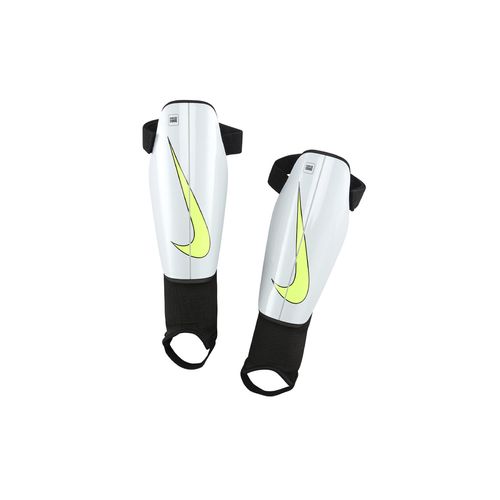 Canilleras Nike Charge