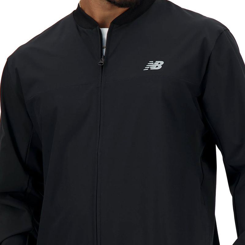 Campera New Balance Training Stretch Bomber Hombre