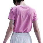 Remera Nike Sportswear Club Essentials Mujer