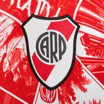Remera River Plate Adidas Pre Match 25/26 Hombre