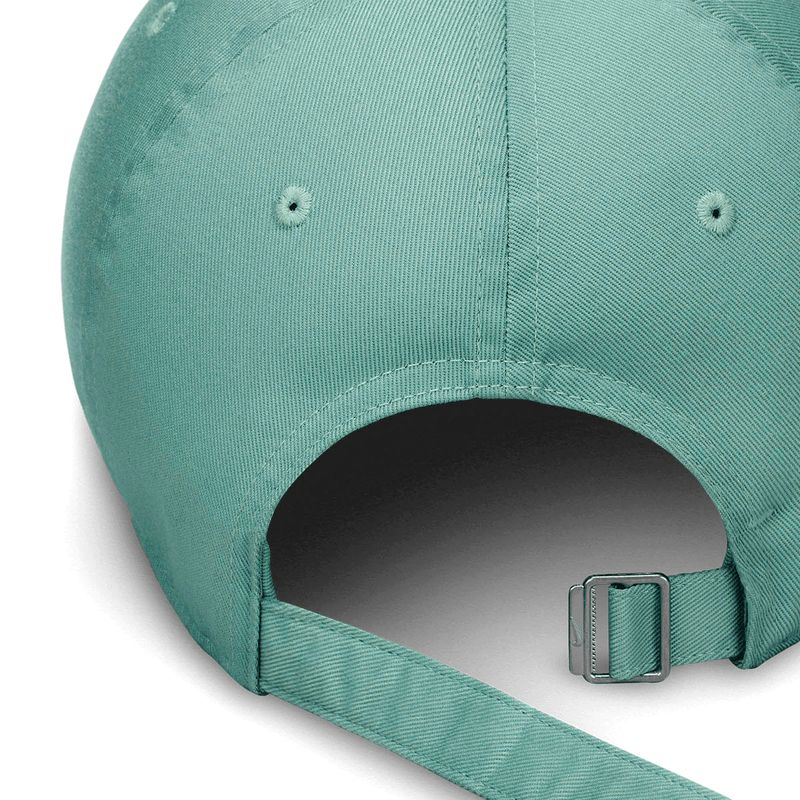 Gorra Nike Club Futura