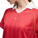 Remera Puma T7 Relaxed Football Mujer