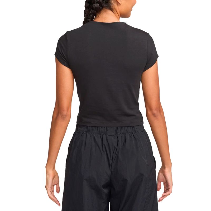 Remera Nike Sportswear Chill Knit Mujer