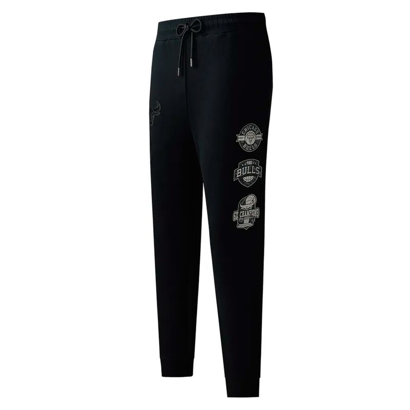 Pantalon Chicago Bulls Nba Jogger Metal Logo Regular Fit Hombre