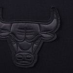 Pantalon Chicago Bulls Nba Jogger Metal Logo Regular Fit Hombre