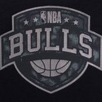 Pantalon Chicago Bulls Nba Jogger Metal Logo Regular Fit Hombre