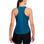 Musculosa Nike Training Tempo Swoosh Mujer
