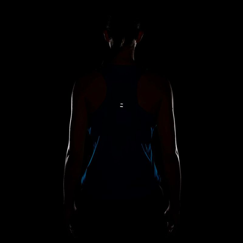 Musculosa Nike Training Tempo Swoosh Mujer