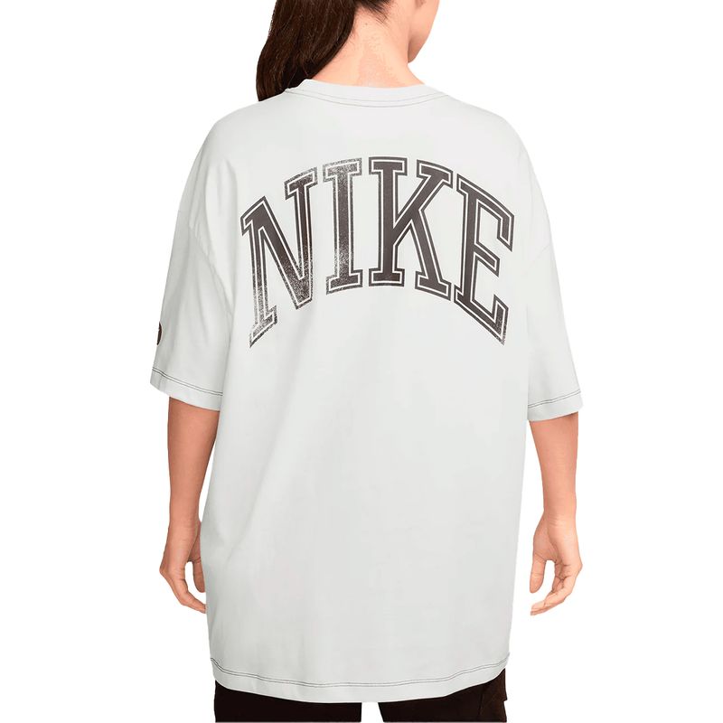 Remera Nike Street Oversize Mujer