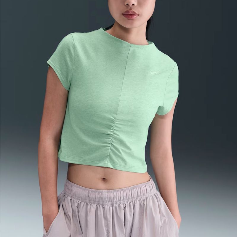 Remera Nike Sportswear Chill Knit Mujer