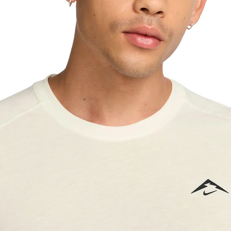 Remera Nike Outdoor Solar Chase Hombre