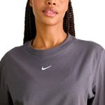 Remera Nike Sportswear Essentials Mujer